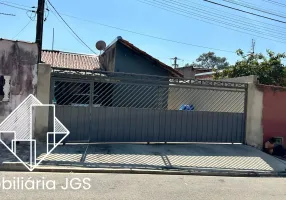 Foto 1 de Casa com 3 Quartos à venda, 227m² em Centro, Aracoiaba da Serra