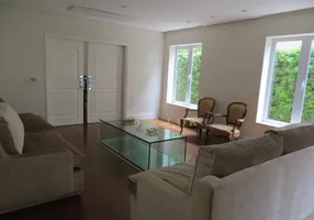 Foto 1 de Casa com 4 Quartos à venda, 395m² em Jardim Luzitânia, São Paulo