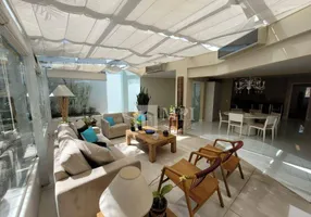Foto 1 de Casa de Condomínio com 3 Quartos à venda, 596m² em Horto Florestal, São Paulo
