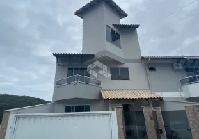 Foto 1 de Casa com 5 Quartos à venda, 258m² em Ariribá, Balneário Camboriú