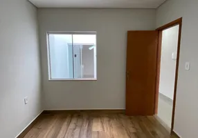 Foto 1 de Casa com 2 Quartos à venda, 99m² em Parque Bandeirantes, Conselheiro Lafaiete