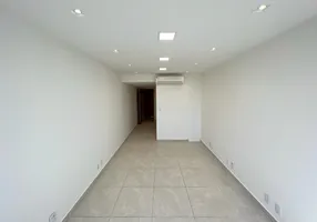 Foto 1 de Sala Comercial à venda, 57m² em Barra da Tijuca, Rio de Janeiro