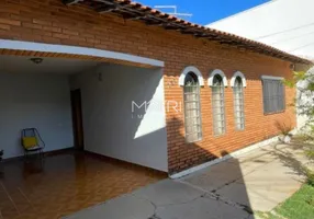 Foto 1 de Casa com 3 Quartos à venda, 250m² em Jardim Primavera, Araraquara