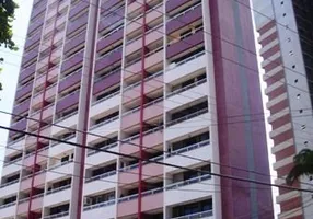 Foto 1 de Apartamento com 2 Quartos para alugar, 68m² em Meireles, Fortaleza