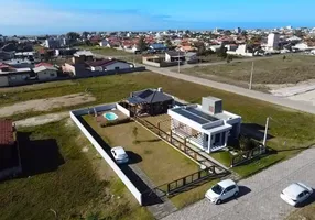 Foto 1 de Casa com 2 Quartos à venda, 104m² em Praia Gaivota, Balneário Gaivota