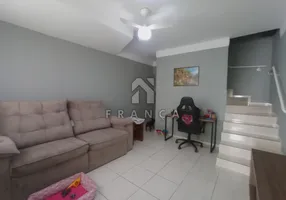 Foto 1 de Casa com 2 Quartos à venda, 74m² em Jardim Dora, Jacareí