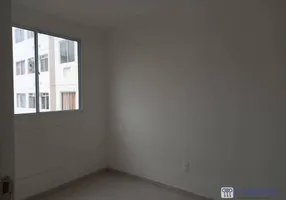 Foto 1 de Apartamento com 2 Quartos para alugar, 38m² em Guaratiba, Rio de Janeiro