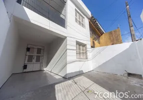 Foto 1 de Casa com 4 Quartos para alugar, 165m² em Rodolfo Teófilo, Fortaleza