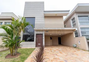 Foto 1 de Casa de Condomínio com 3 Quartos à venda, 341m² em Pinheirinho, Curitiba