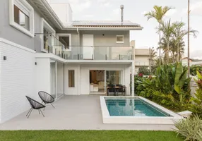 Foto 1 de Casa com 5 Quartos à venda, 369m² em Jurerê, Florianópolis