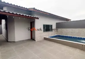 Foto 1 de Casa com 2 Quartos à venda, 65m² em Santa Terezinha, Itanhaém