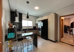 Foto 1 de Casa com 3 Quartos à venda, 210m² em Vila Carioca, Guarulhos