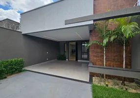 Foto 1 de Casa com 3 Quartos à venda, 147m² em Jardim Atlântico, Goiânia