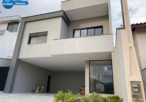 Casa de Condomínio 30 m² em Jardim São Roque em São Paulo, por R$ 600/Mês -  Viva Real