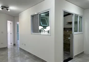 Foto 1 de Apartamento com 2 Quartos para alugar, 50m² em Campestre, Santo André