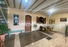 Foto 1 de Casa com 2 Quartos à venda, 180m² em Frei Leopoldo, Belo Horizonte