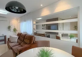 Foto 1 de Apartamento com 3 Quartos à venda, 111m² em Centro, Balneário Camboriú