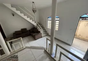 Foto 1 de Casa com 4 Quartos à venda, 150m² em Dona Clara, Belo Horizonte