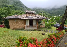 Foto 1 de Casa com 3 Quartos à venda, 1500m² em Buenos Aires, Guarapari