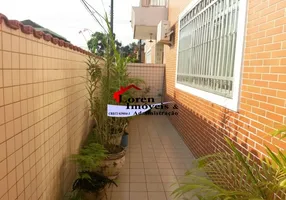 Foto 1 de Sobrado com 3 Quartos à venda, 140m² em Jardim Independencia, São Vicente