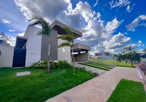 Foto 1 de Casa de Condomínio com 4 Quartos à venda, 199m² em Loteamento Terras de Florenca, Ribeirão Preto