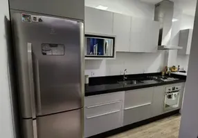 Foto 1 de Apartamento com 2 Quartos à venda, 65m² em Santo Antônio, Criciúma