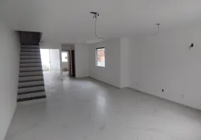 Foto 1 de Casa com 4 Quartos à venda, 150m² em Maravista, Niterói