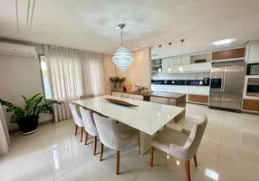 Foto 1 de Casa de Condomínio com 3 Quartos à venda, 277m² em Colina de Laranjeiras, Serra