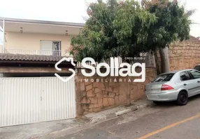 Foto 1 de Casa com 4 Quartos à venda, 240m² em Vila Cascais, Vinhedo