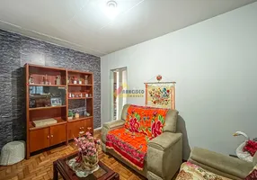 Foto 1 de Casa com 2 Quartos à venda, 249m² em Danilo Passos, Divinópolis