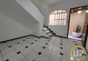Foto 1 de Casa com 2 Quartos para alugar, 80m² em Padre Eustáquio, Belo Horizonte