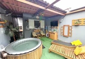 Foto 1 de Sobrado com 2 Quartos à venda, 160m² em Campo Grande, São Paulo