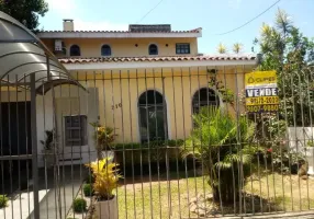 Foto 1 de Sobrado com 5 Quartos à venda, 49m² em Teresópolis, Porto Alegre