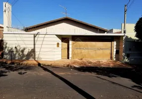 Foto 1 de Casa com 3 Quartos à venda, 202m² em Vila José Bonifácio, Araraquara