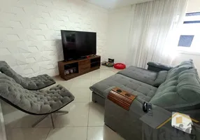 Foto 1 de Apartamento com 3 Quartos para alugar, 120m² em Pitangueiras, Guarujá