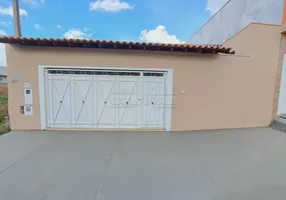 Foto 1 de Casa com 3 Quartos para alugar, 150m² em Residencial Samambaia, São Carlos