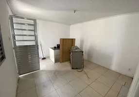 Foto 1 de Casa com 1 Quarto para alugar, 40m² em Vila Amélia, São Paulo