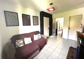 Foto 1 de Apartamento com 2 Quartos à venda, 45m² em Ouro Preto, Maceió