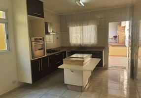 Foto 1 de Sobrado com 3 Quartos para venda ou aluguel, 150m² em Vila Zelina, São Paulo