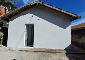 Foto 1 de Casa com 3 Quartos à venda, 100m² em Conjunto Residencial Dom Pedro I, São José dos Campos