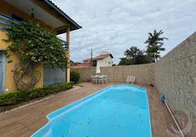 Foto 1 de Casa com 4 Quartos à venda, 292m² em Córrego Grande, Florianópolis