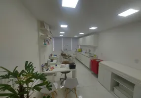 Foto 1 de Consultório para venda ou aluguel, 24m² em Recreio Dos Bandeirantes, Rio de Janeiro