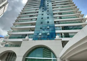 Foto 1 de Apartamento com 4 Quartos à venda, 187m² em Barra, Salvador