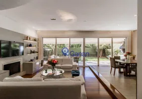 Foto 1 de Casa de Condomínio com 3 Quartos à venda, 448m² em Panamby, São Paulo