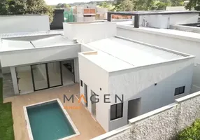 Foto 1 de Casa de Condomínio com 4 Quartos à venda, 258m² em Residencial Goiânia Golfe Clube, Goiânia