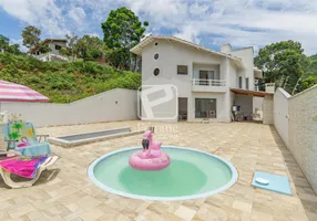 Foto 1 de Casa com 4 Quartos à venda, 257m² em Nacoes, Balneário Camboriú