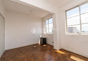 Foto 1 de Sala Comercial para alugar, 21m² em Centro Histórico, Porto Alegre