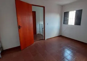 Foto 1 de Casa com 2 Quartos para alugar, 50m² em Sítio do Morro, São Paulo