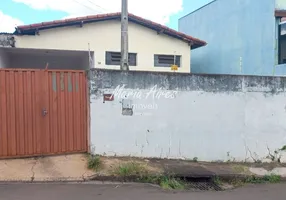 Foto 1 de Casa com 3 Quartos para alugar, 99m² em Jardim São João Batista, São Carlos