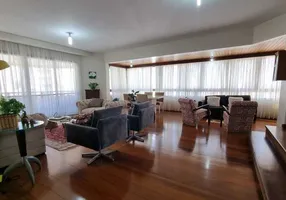 Foto 1 de Apartamento com 4 Quartos à venda, 305m² em Chame-Chame, Salvador